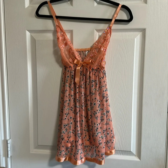Sexy Nighty Lingerie with sequins. Peach Floral Size Med - Picture 1 of 2